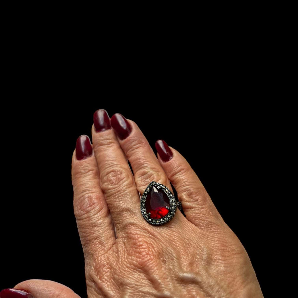 Anillo Drop Pav Rojo Rubí Anillos de Joyería Regina Castillo
