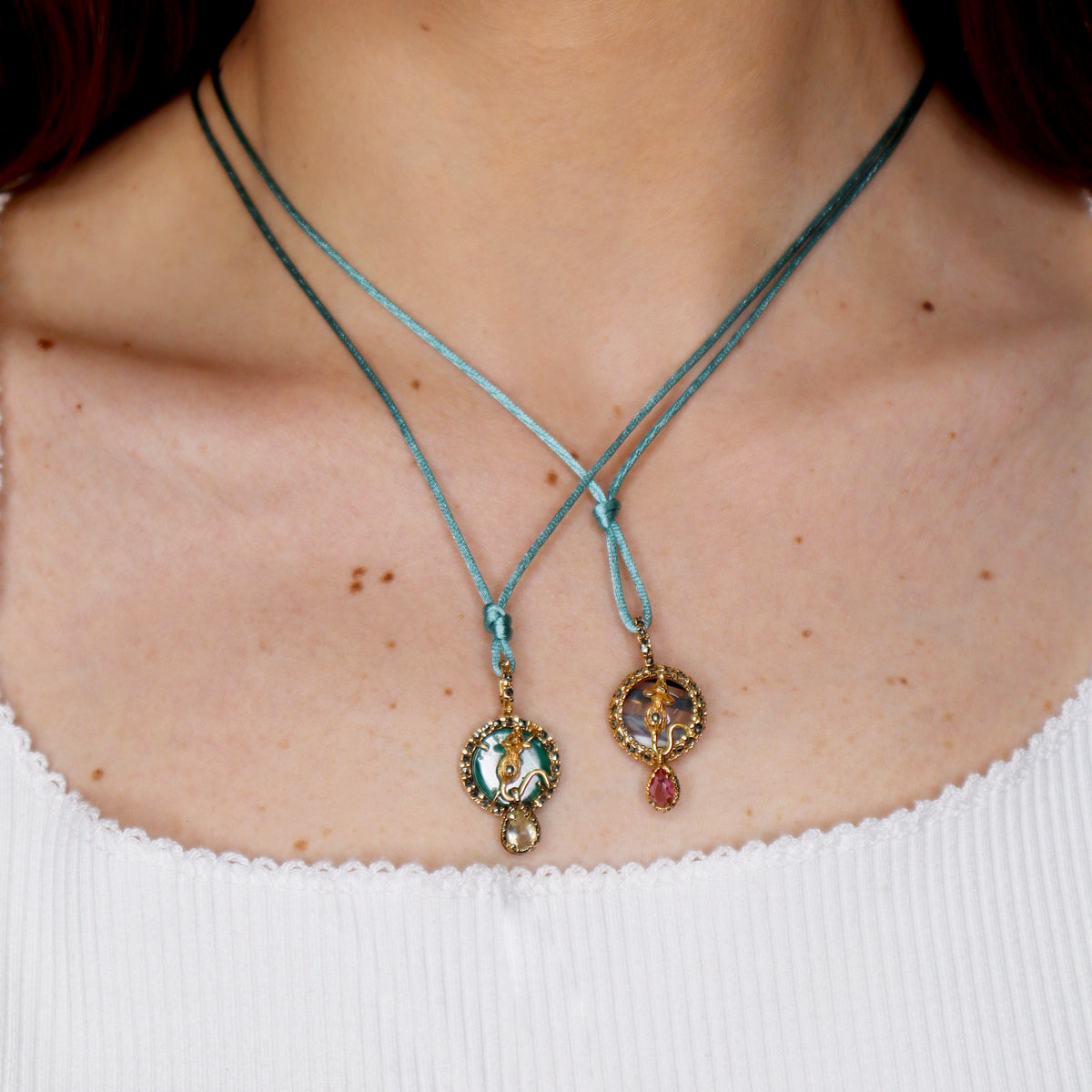 COLLAR RATÓN MALAQUITA GOLD de Joyería Regina Castillo