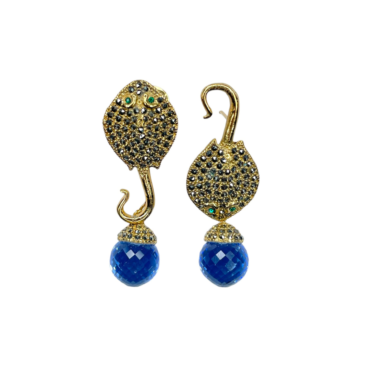 ARETE MANTARRAYA GOLD + DROP CAP GOLD AZUL Arete + Drop de Joyería Regina Castillo