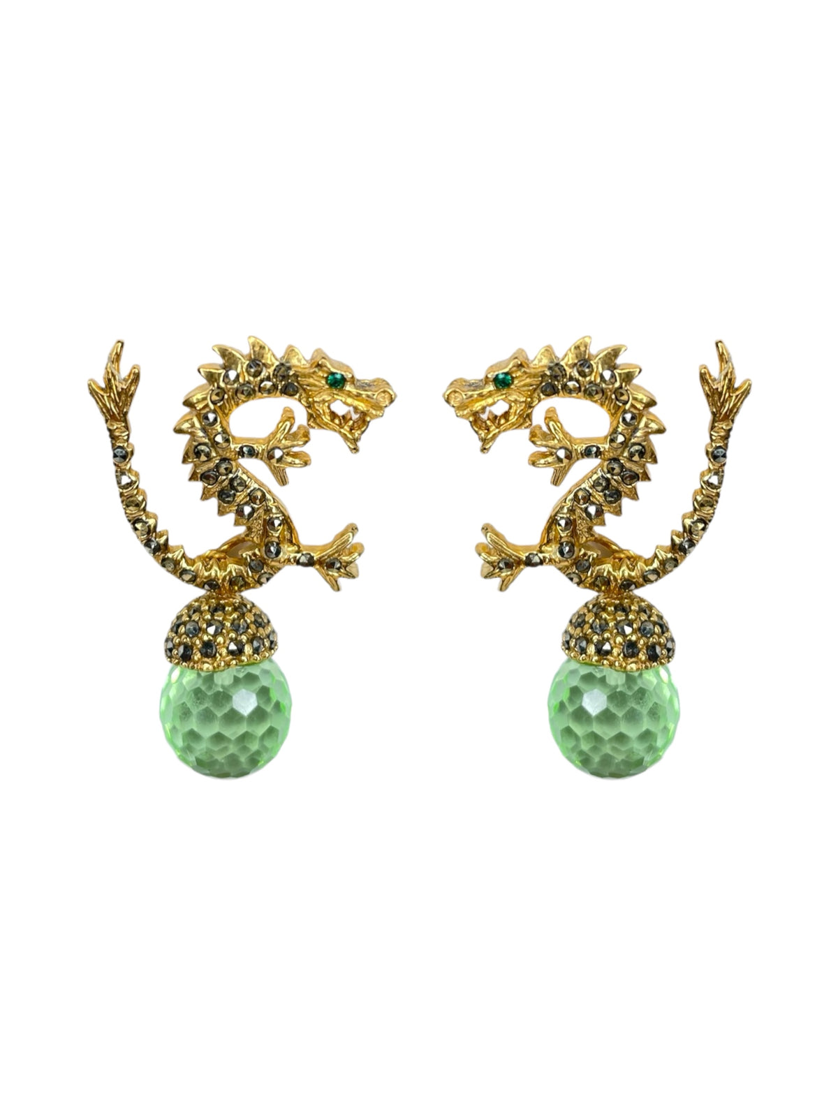 ARETE R de Joyería Regina Castillo