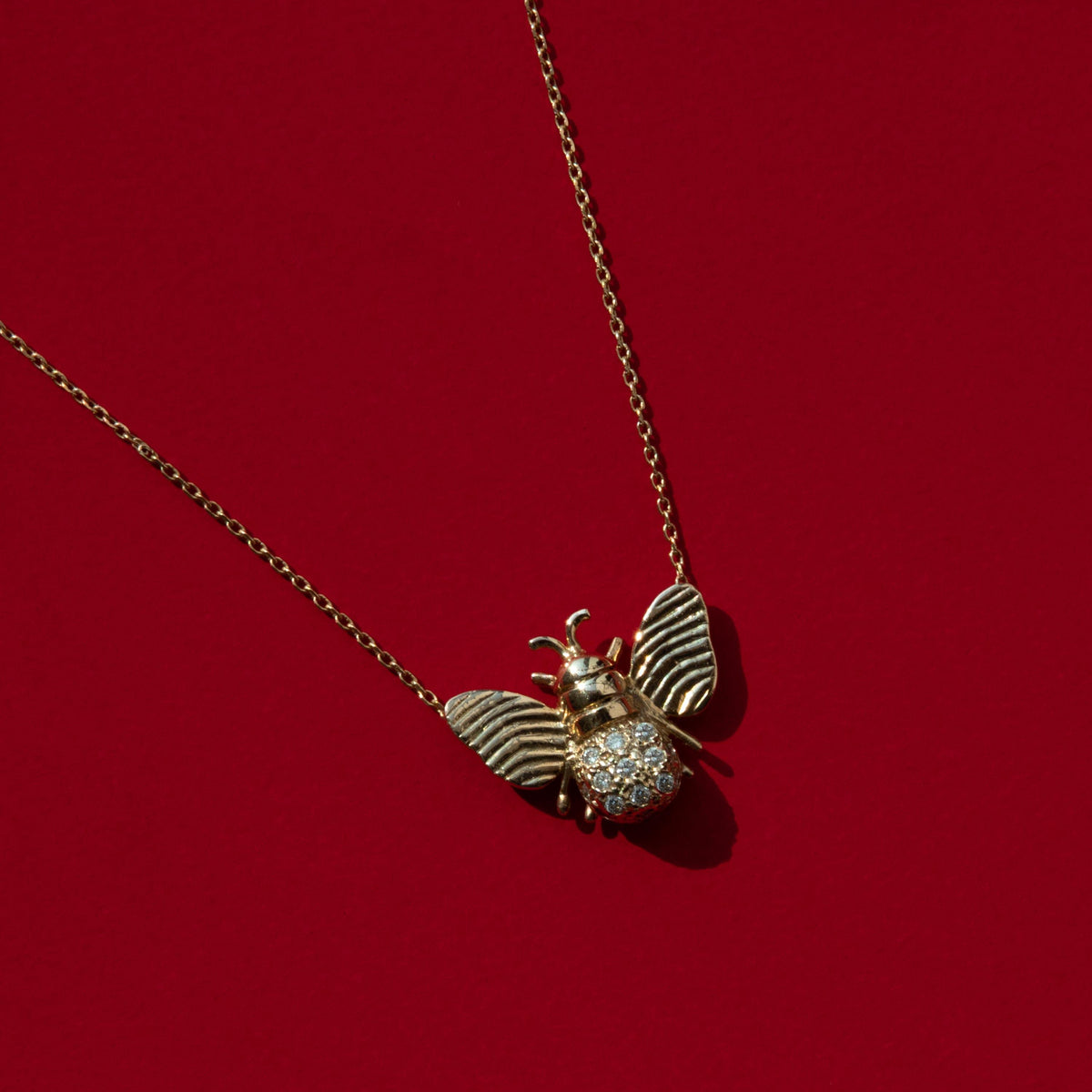 Collar abeja diamantes Collares de Joyería Regina Castillo