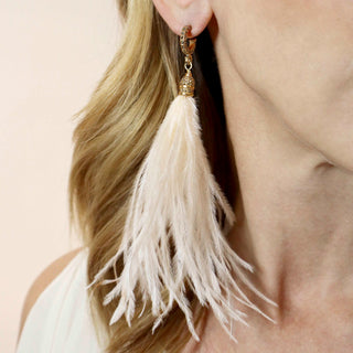 Arracada Camp Plume Gold Aretes con Drop (No desmontable) de Joyería Regina Castillo