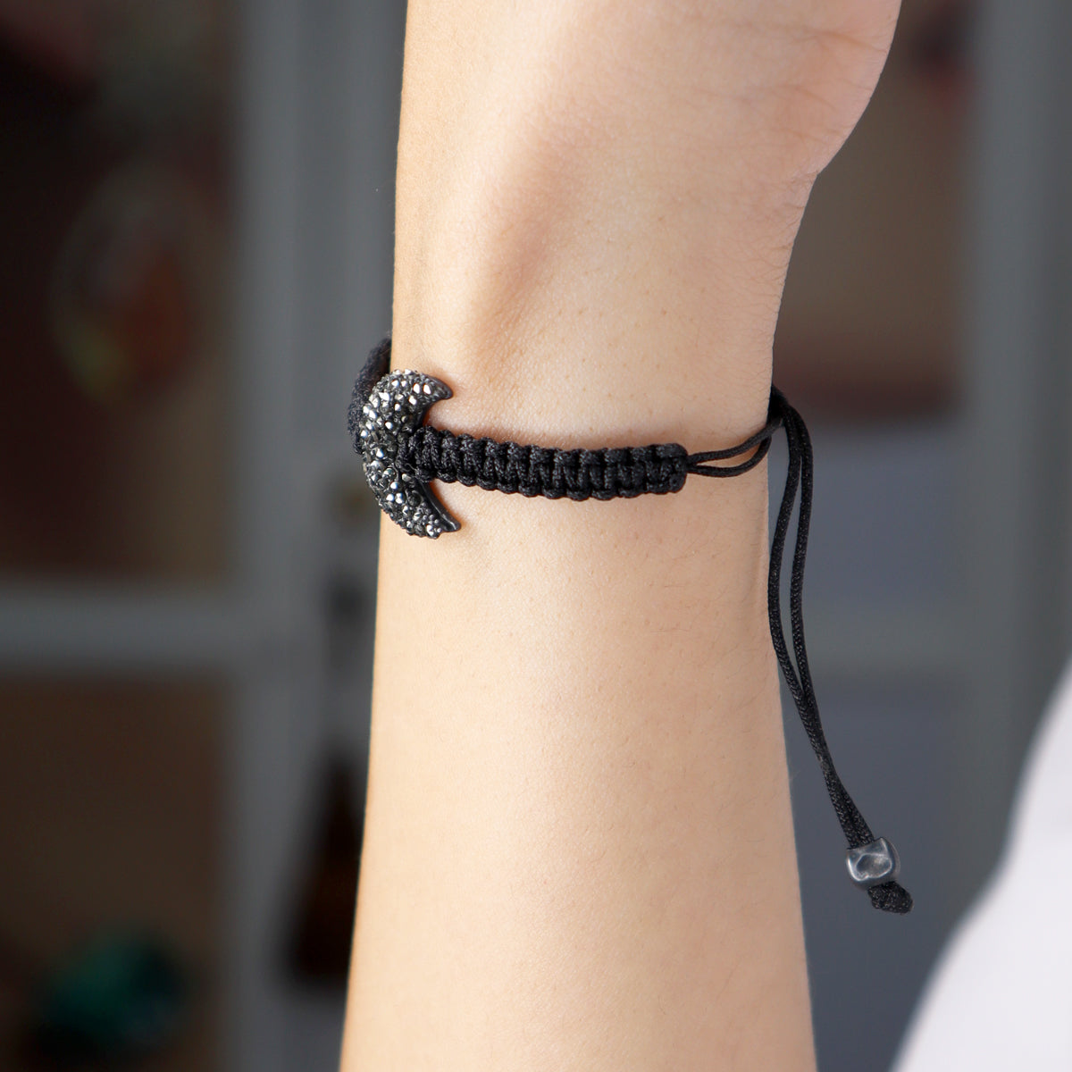 PULSERA TEJIDA LUNA Pulseras de Joyería Regina Castillo