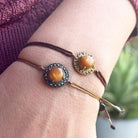 PULSERA HILO Pulseras de Joyería Regina Castillo