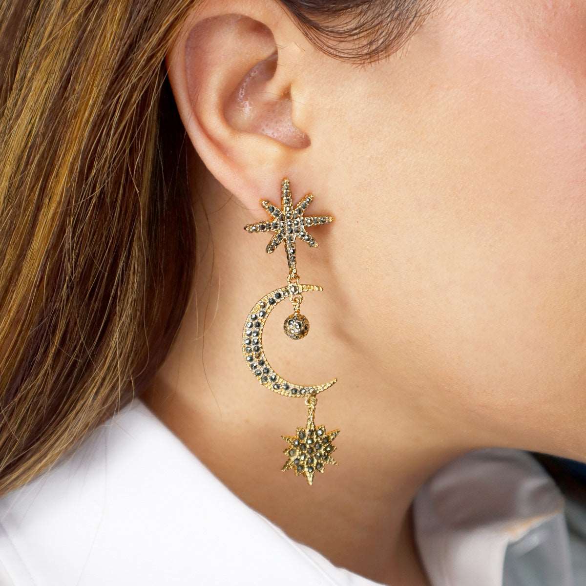 ARETES PEGASUS GOLD  de Joyería Regina Castillo