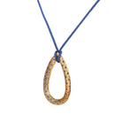 COLLAR HILO TEJIDO  + DROP VIRU GOLD Collares de Joyería Regina Castillo