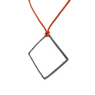 COLLAR HILO TEJIDO + DIJE MARCO PAV Collares de Joyería Regina Castillo
