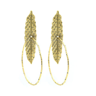 Arracada hoja Bionta con baño de oro (no desmontable) Aretes de Joyería Regina Castillo
